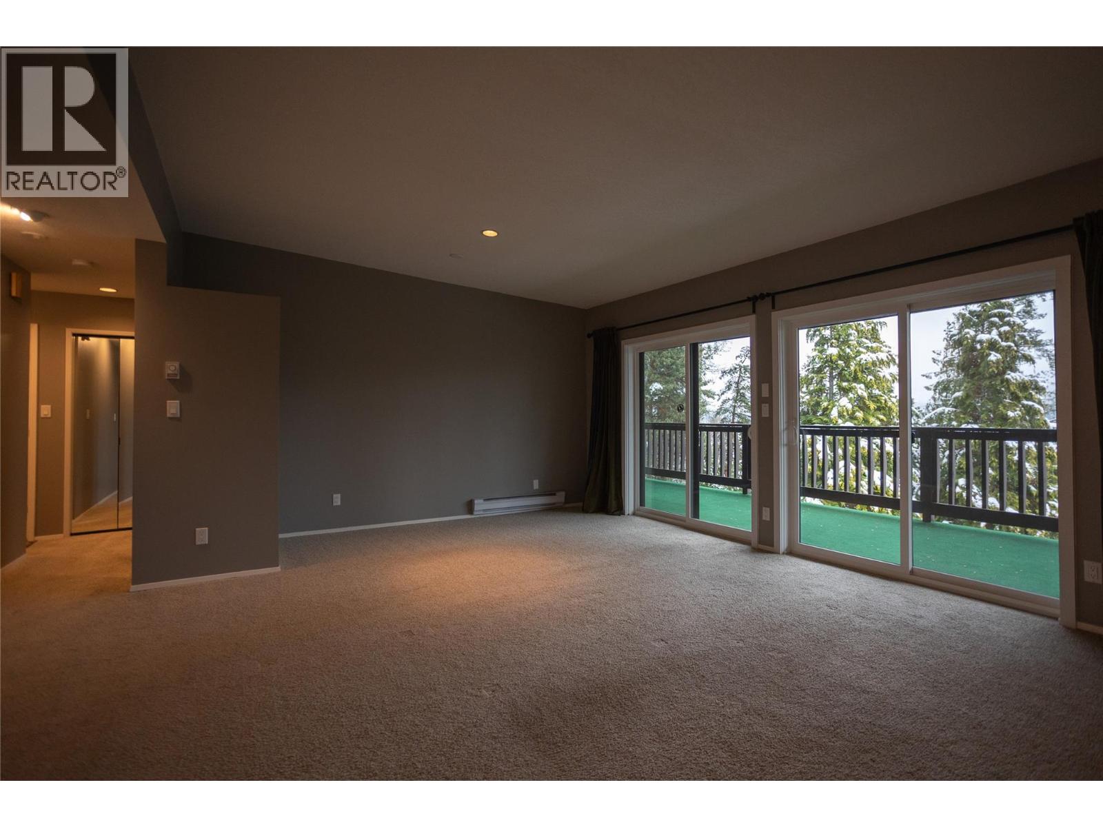 1691 3A Highway Unit# 32