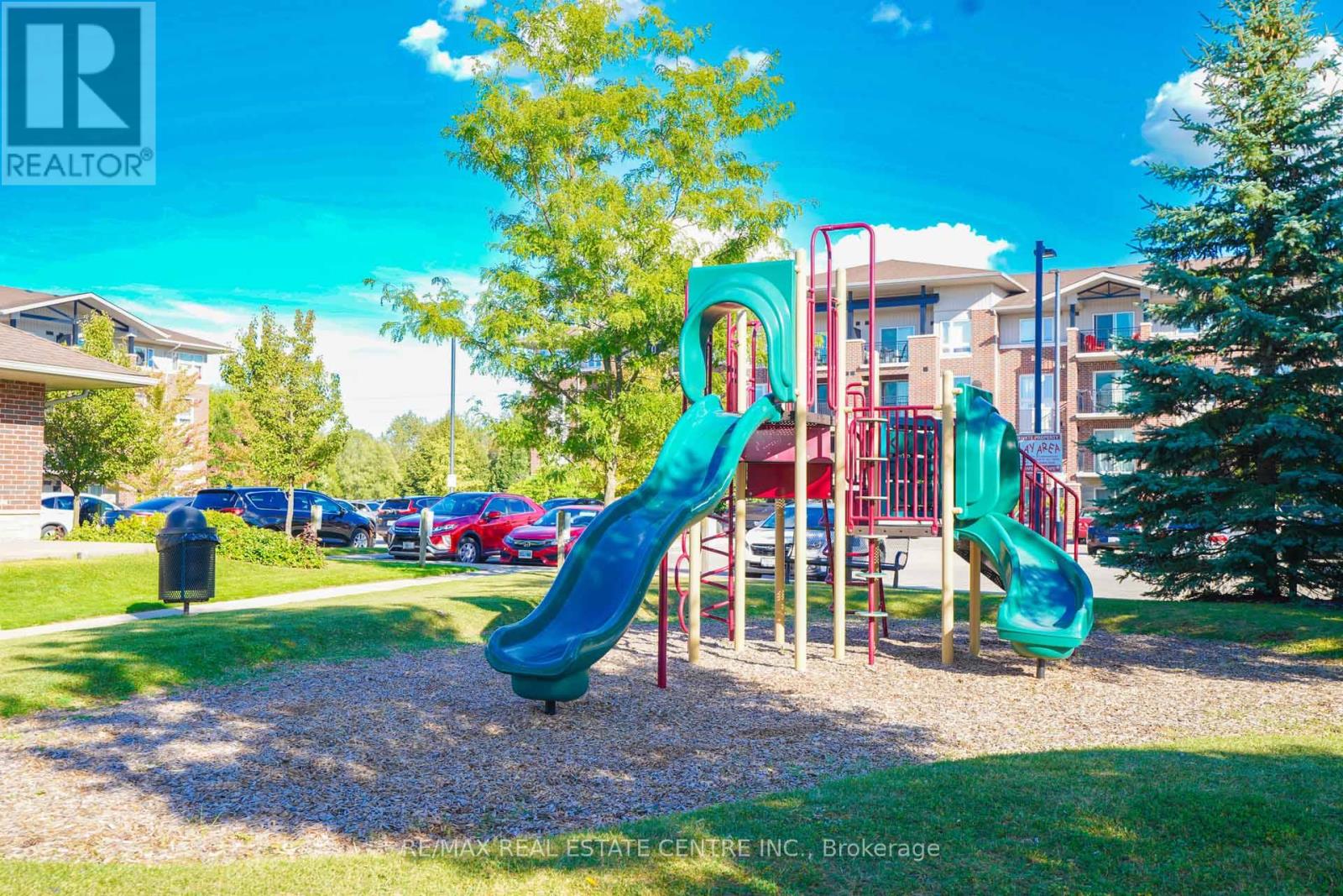106 - 39 GOODWIN DRIVE
