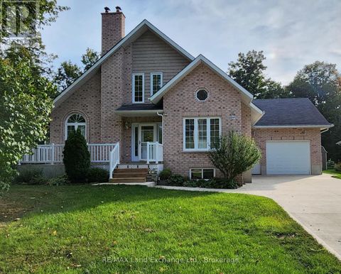 207 BIRCH CRESCENT W Huron-Kinloss ON N2Z2X3