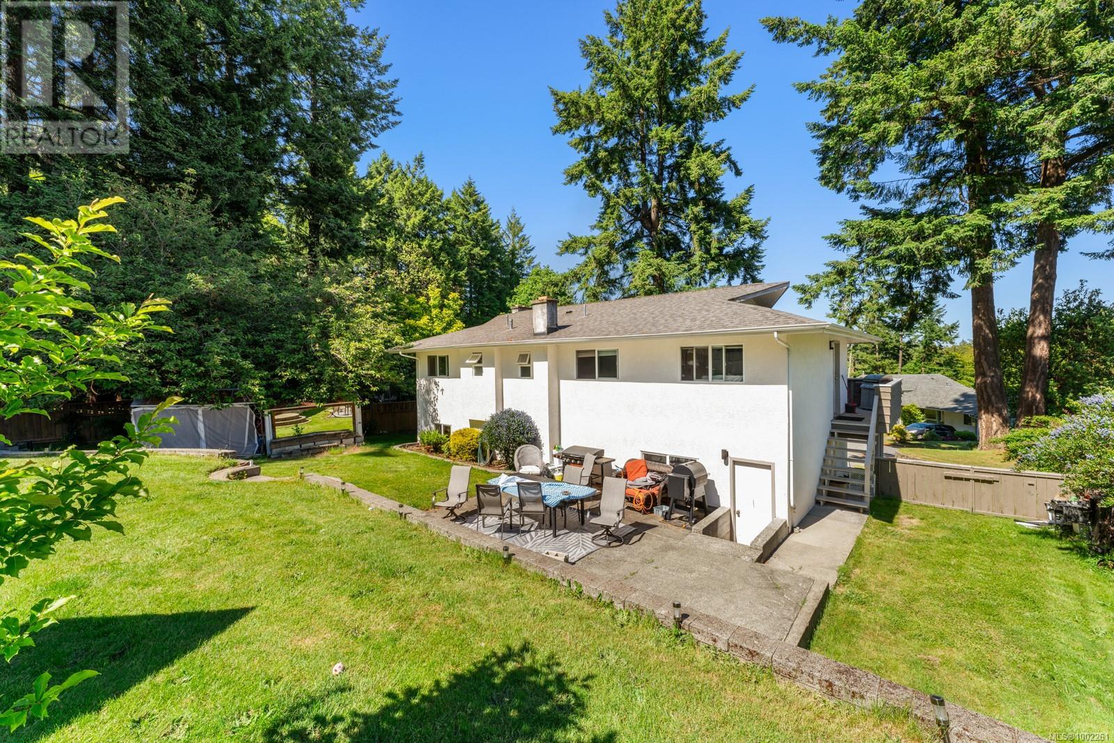 405 Tamarack Rd