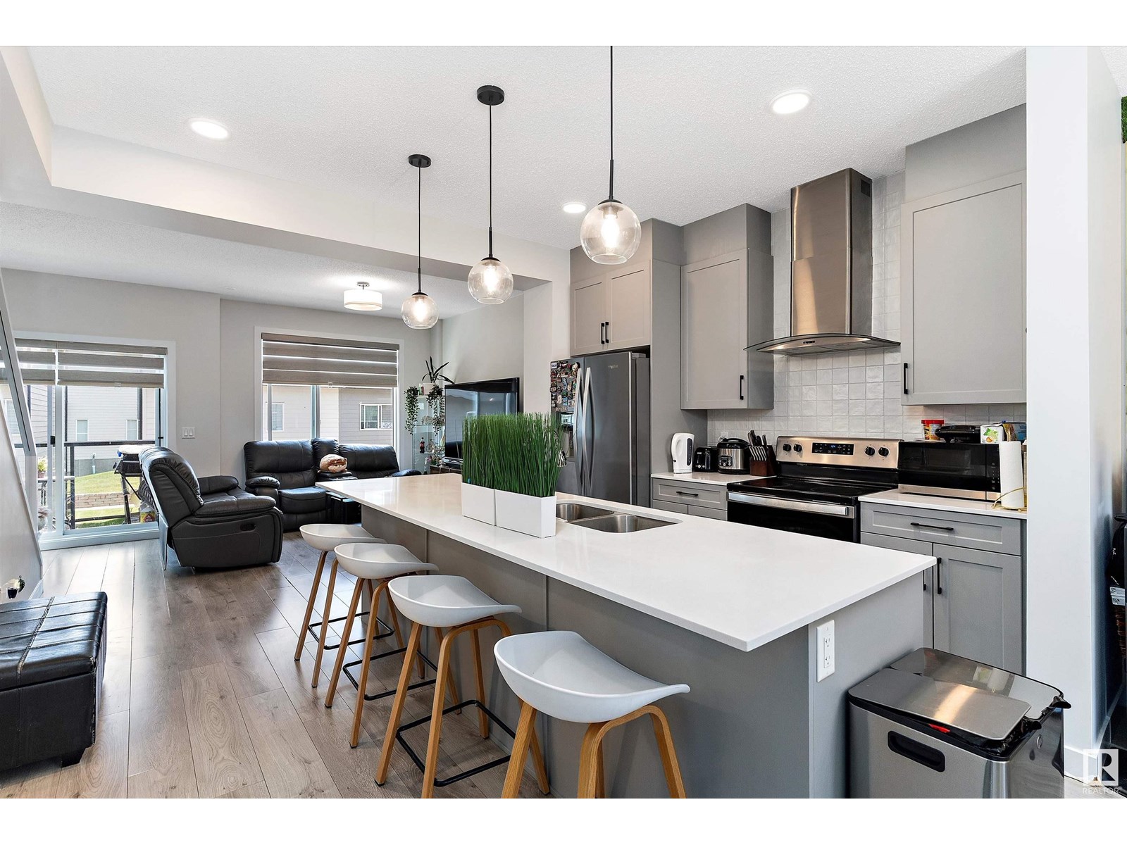 #162 804 WELSH DR SW