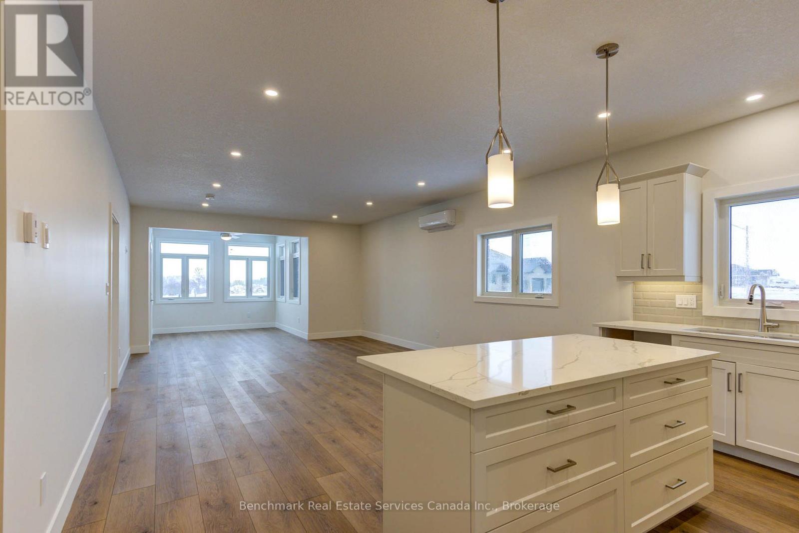 59 CAVALIER CRESCENT