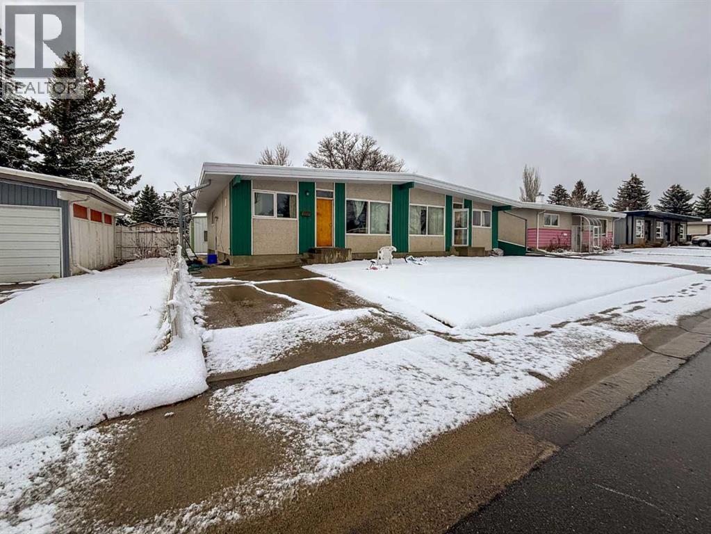 622 & 624 22 Street N