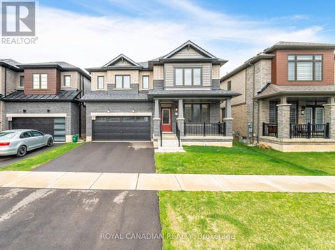 27 BEE CRESCENT Brantford ON N3T0V7