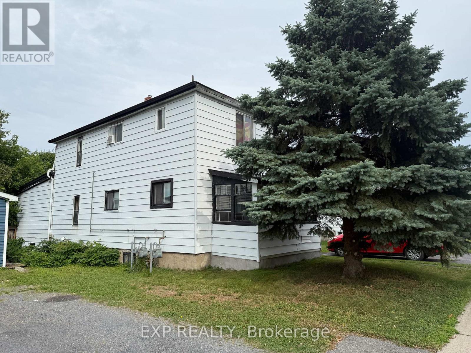 145 LEFEBVRE AVENUE