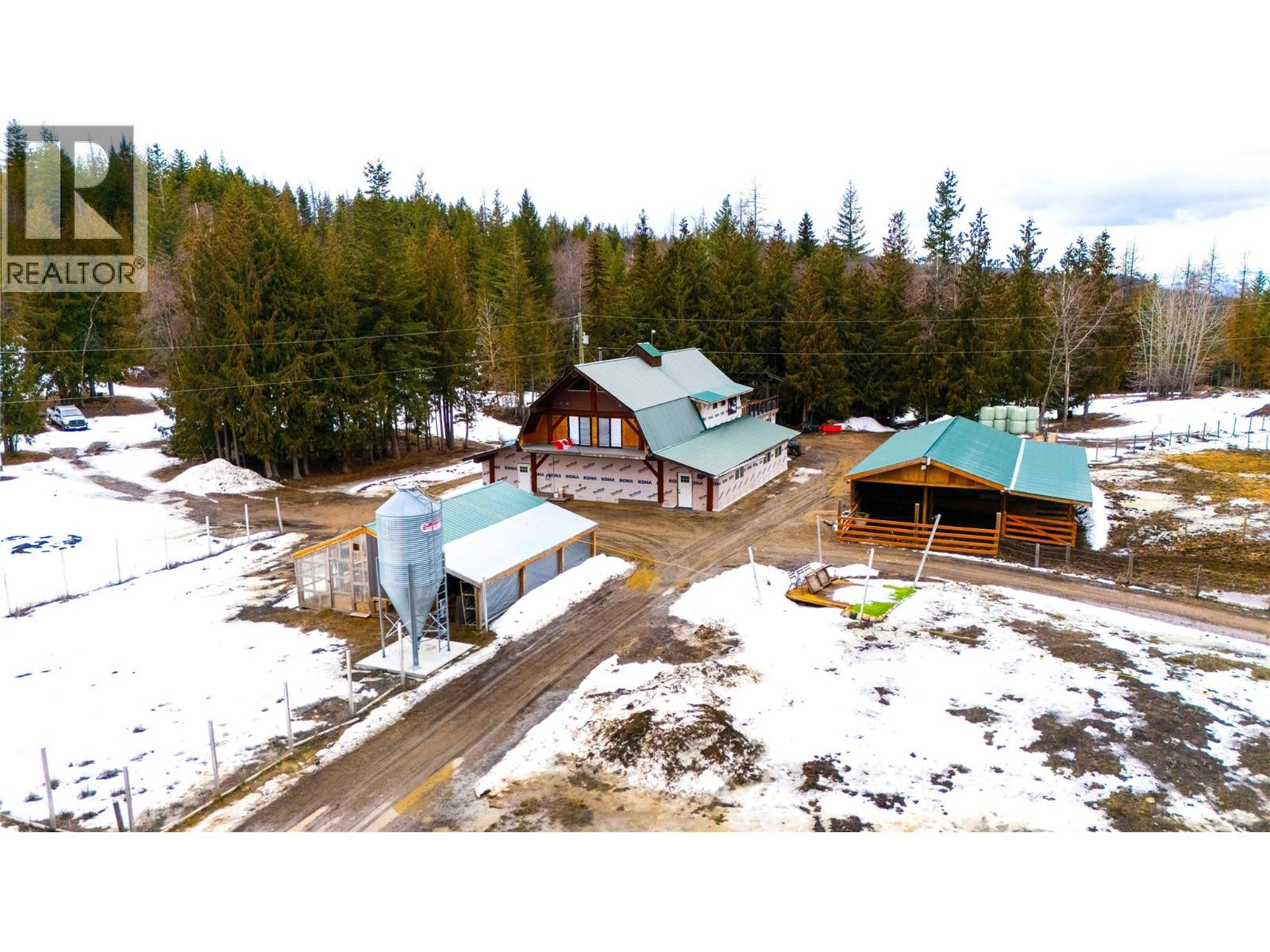 475 Bluenose Road