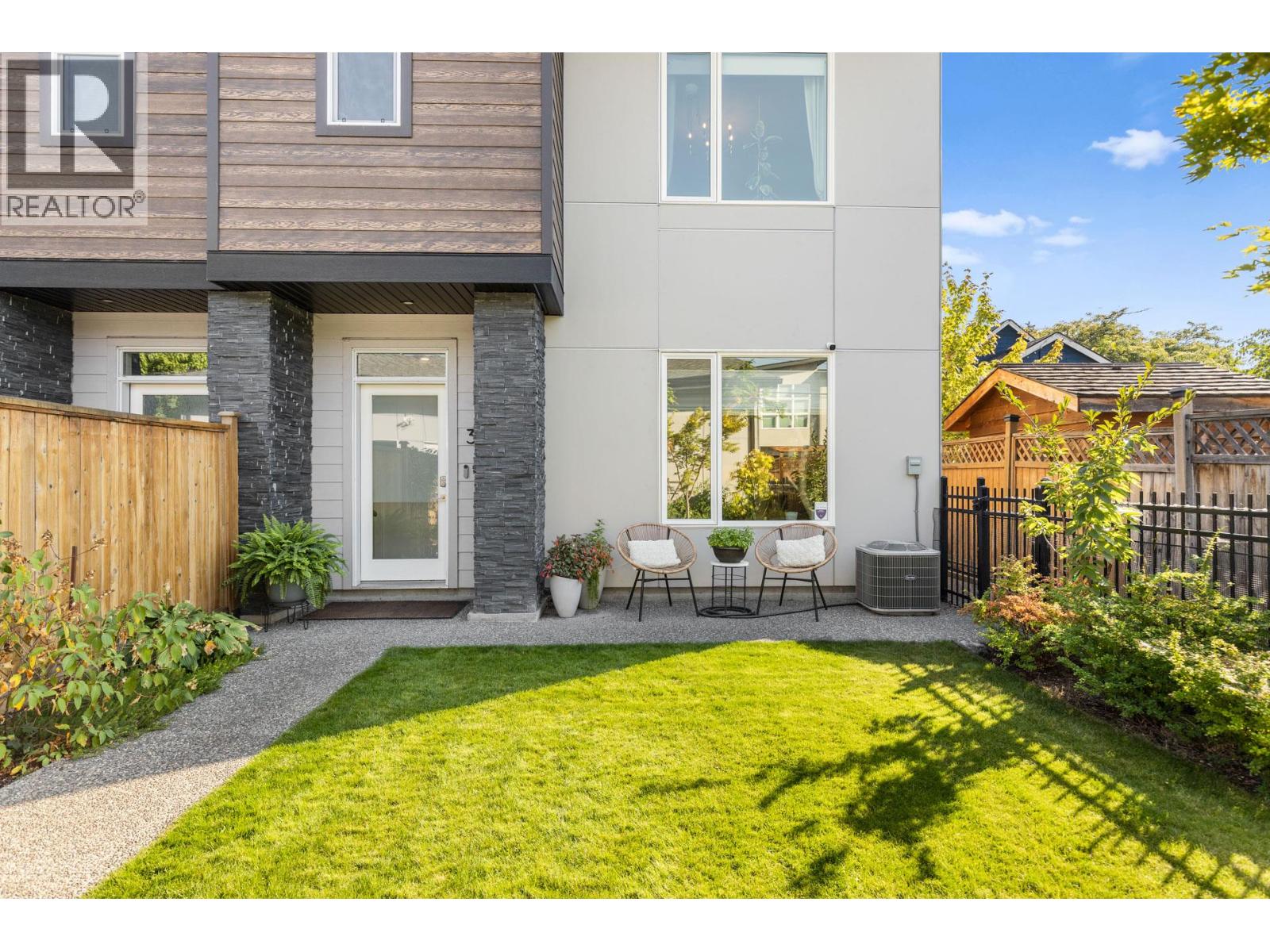 796 Cawston Avenue Unit# 3