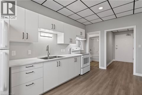 3 ST ANDREW Street Unit# 2 Ingersoll ON N5C2T1