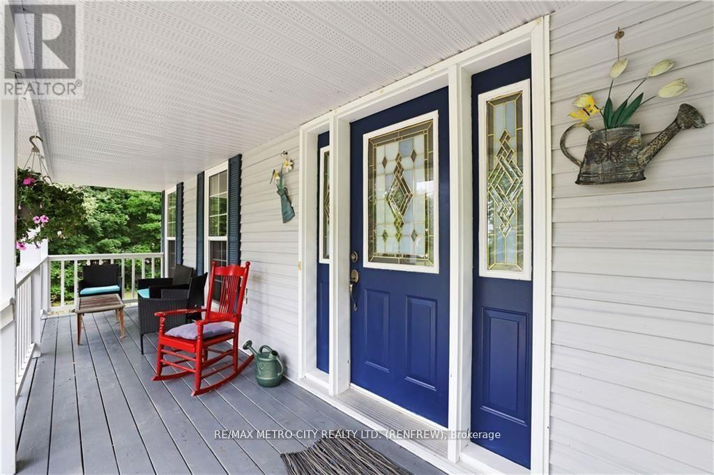 121 PHEASANT RUN