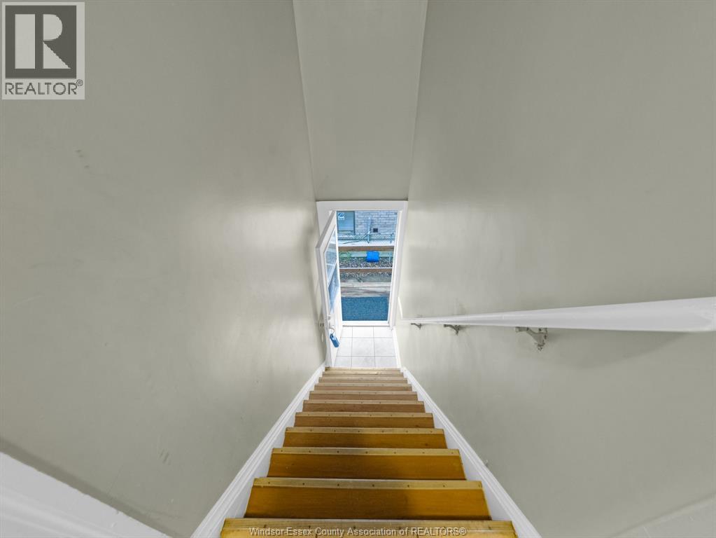 2470 CADILLAC Unit# UPPER