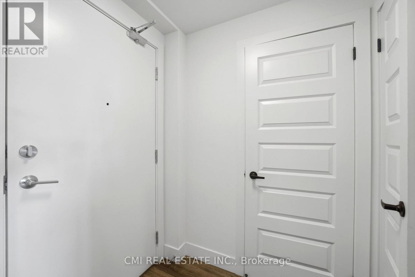 306 - 103 ROGER STREET
