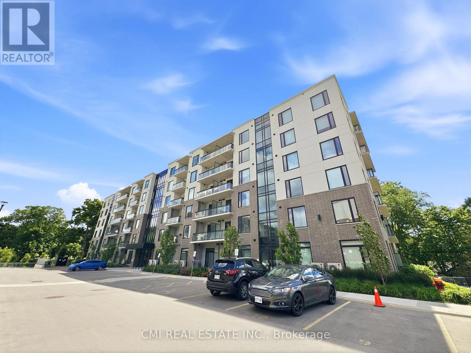 306 - 103 ROGER STREET