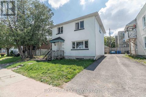 126 1/2 MARIER AVENUE Ottawa ON K1L5S1