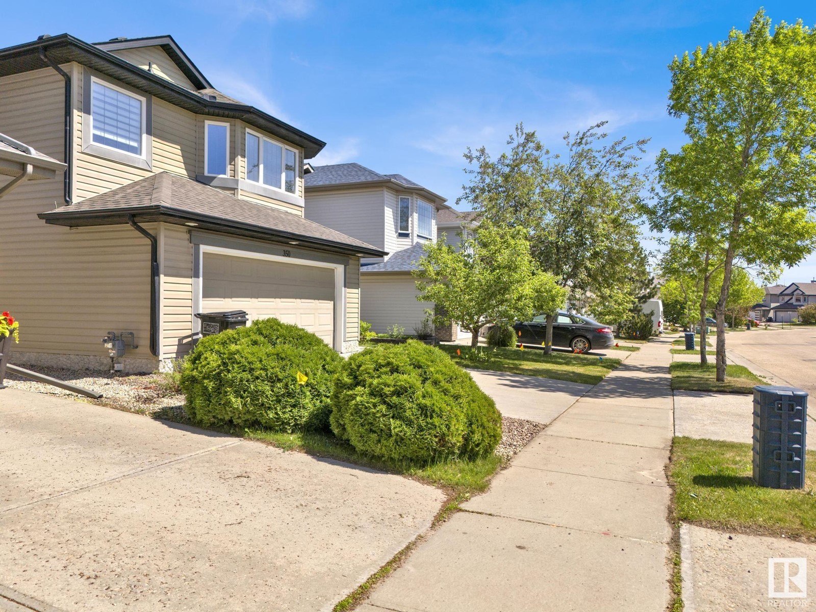 350 MACEWAN RD SW