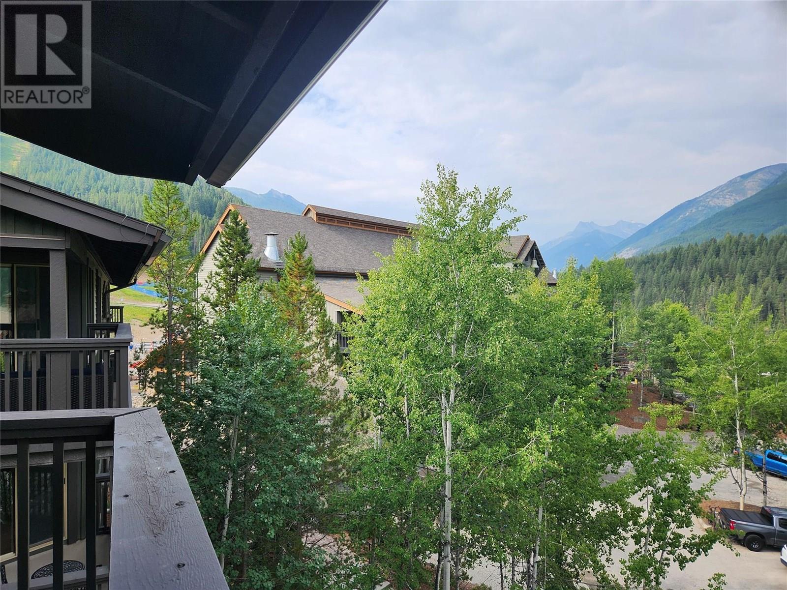 2060 Summit Drive Unit# 412