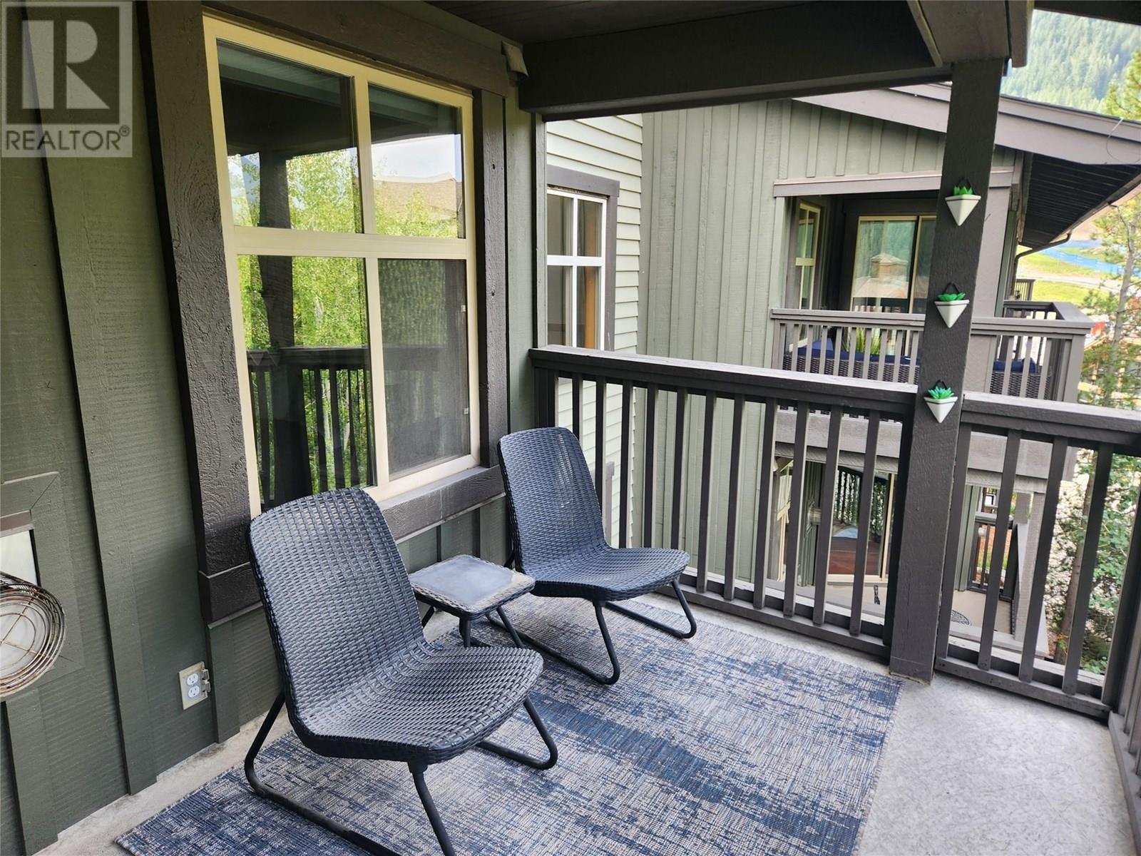 2060 Summit Drive Unit# 412