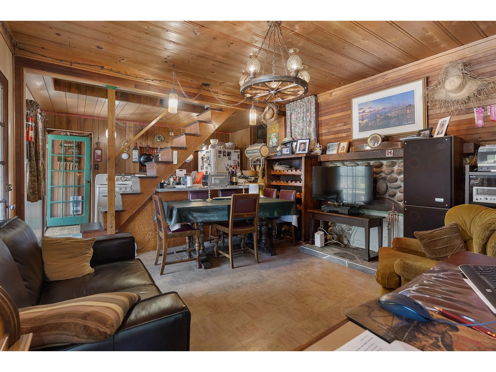 226 LAKESHORE DRIVE|Cultus Lake North