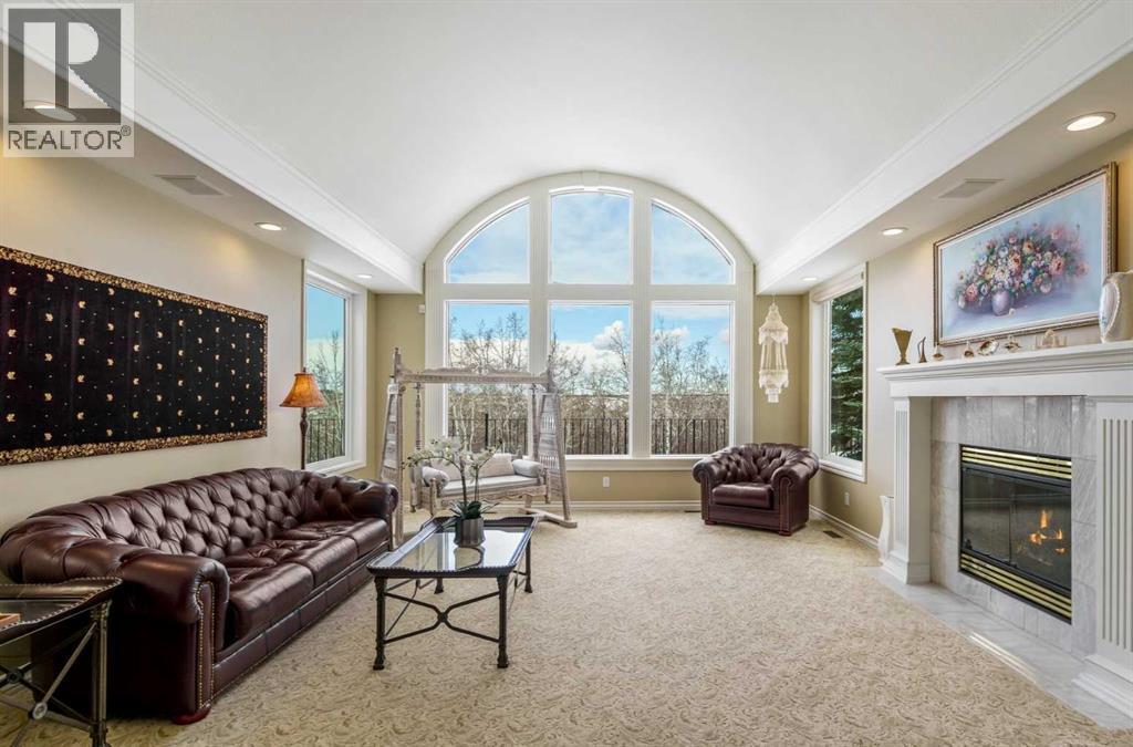 33 Ridge Pointe Drive