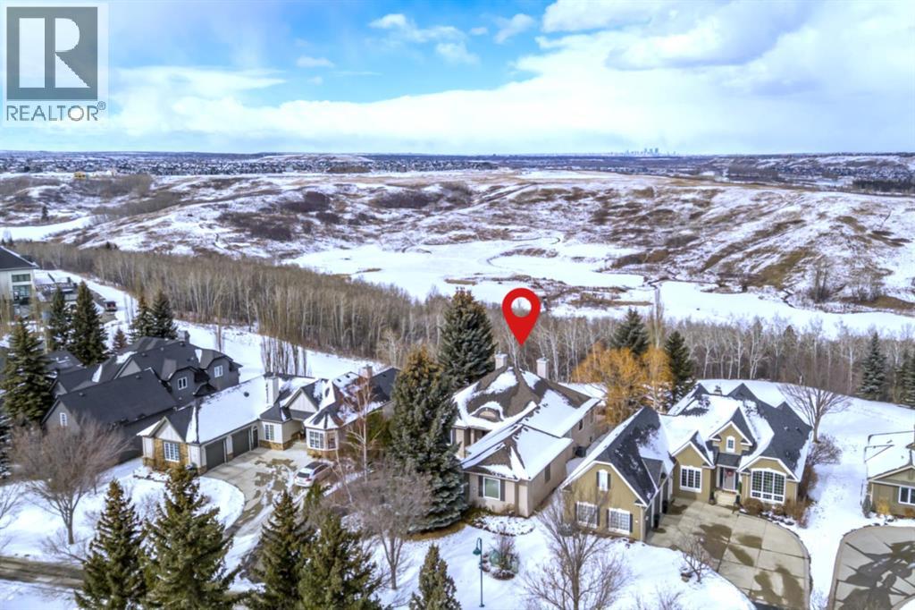 33 Ridge Pointe Drive