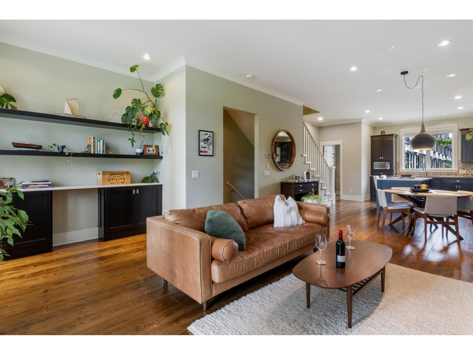 527 2580 LANGDON STREET