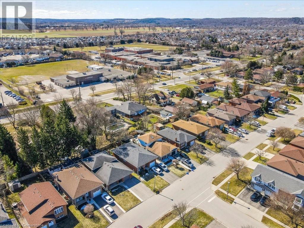 26 LORRAINE Drive