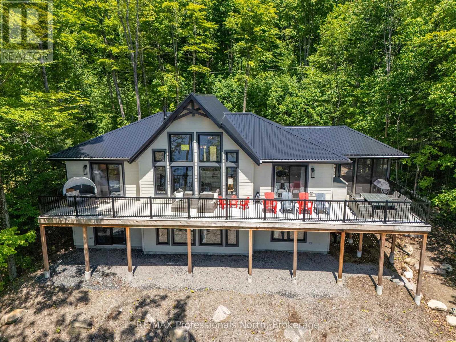 1073 WATSON ROAD