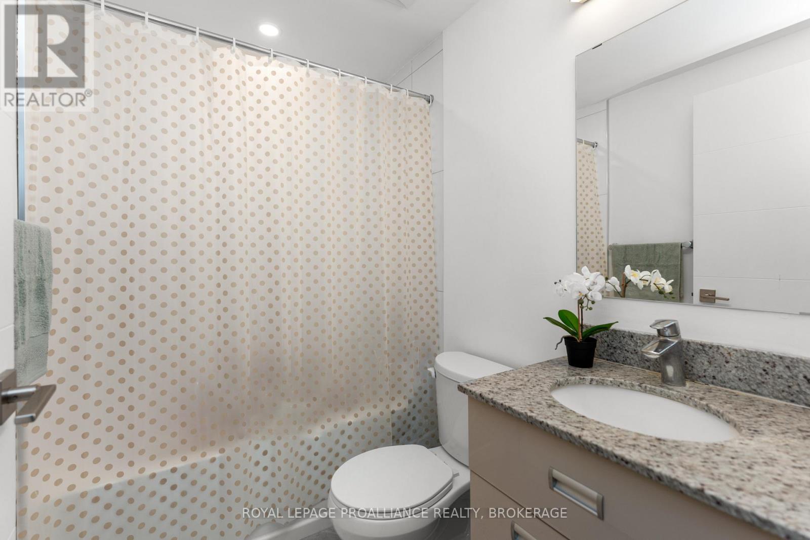 315 - 652 PRINCESS STREET