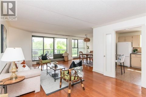 22 MARILYN Drive Unit# 508 Guelph ON N1H7T1