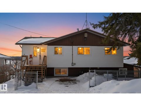 75 Lakeshore Av South View Rural Lac Ste. Anne County AB T0E0L0