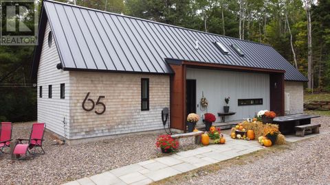 65 Jessicas Way Greenwich NS B4P0B2