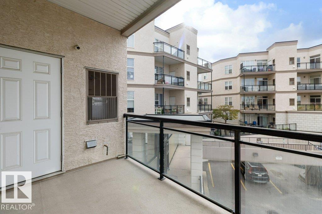 #200 4835 104A ST NW NW