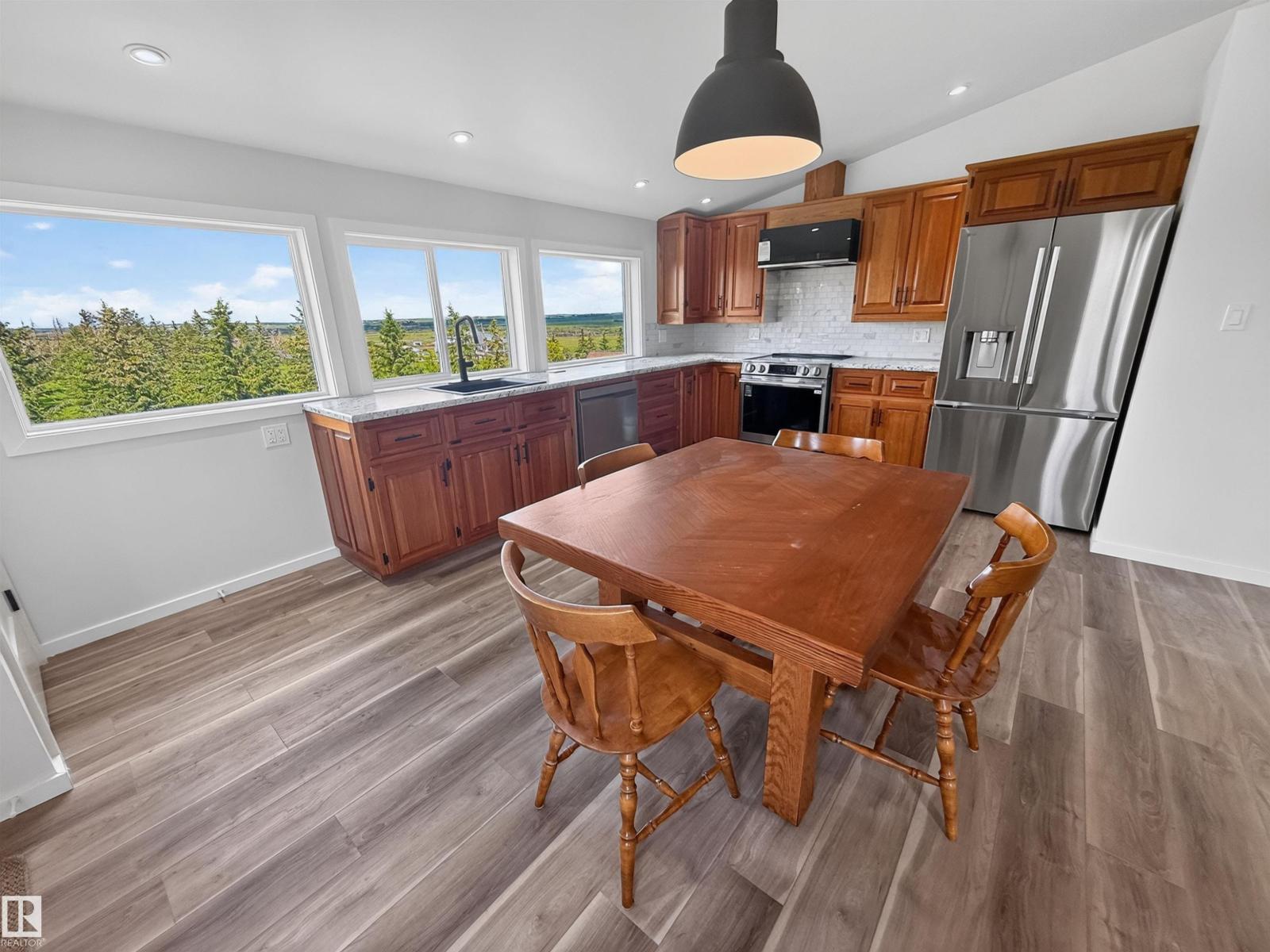 55301 Range Road 272