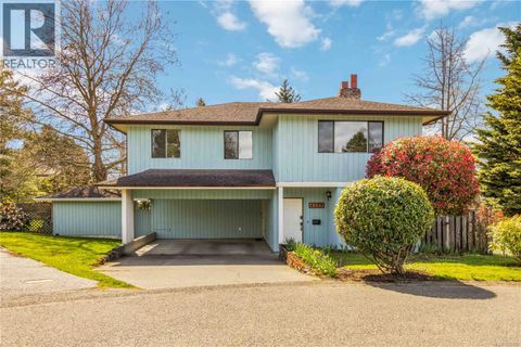 4259 Craigo Park Way Saanich BC V8Z6Y1