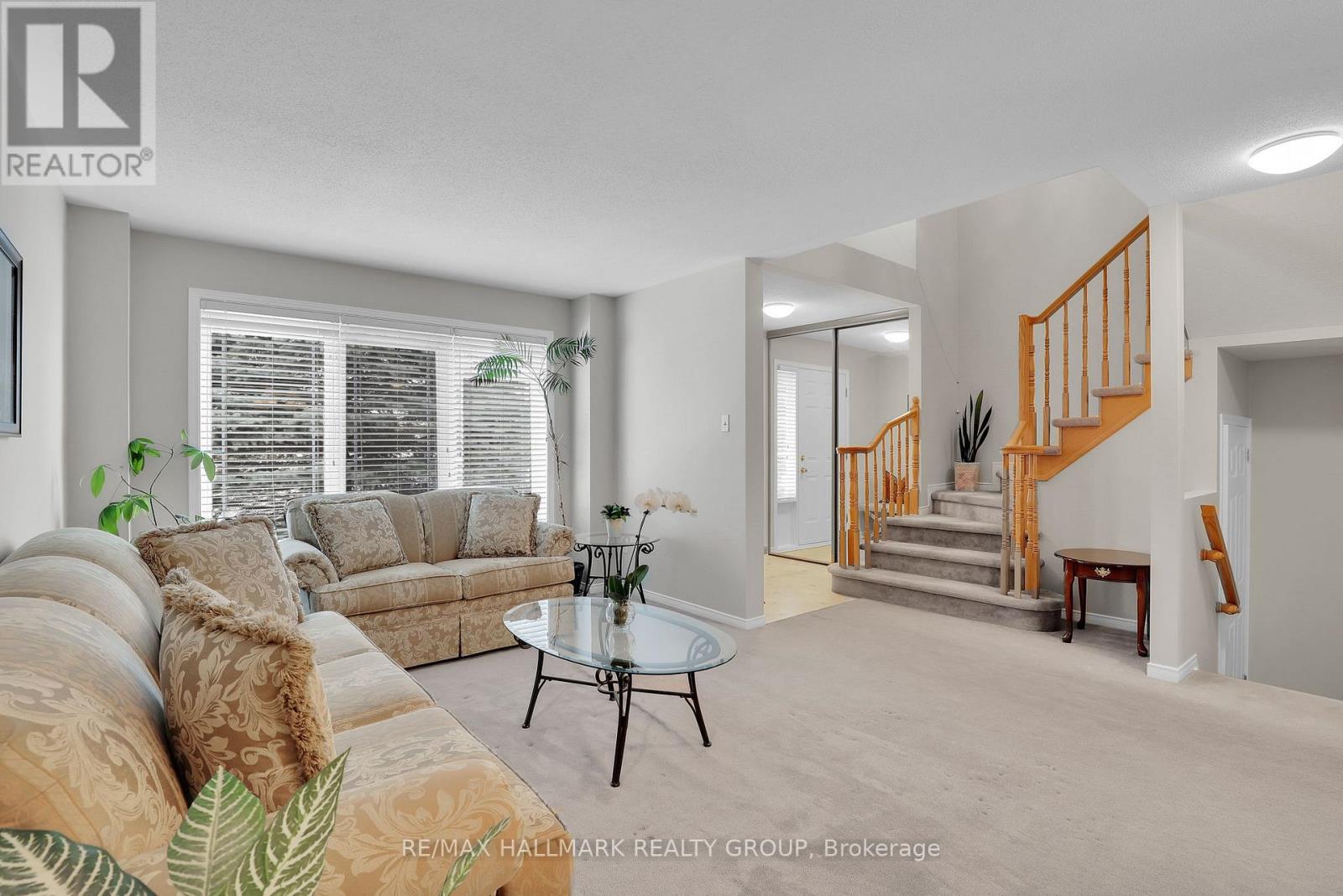 634 AQUAVIEW DRIVE