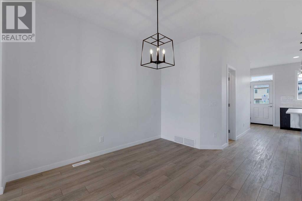 40 Herron Walk NE
