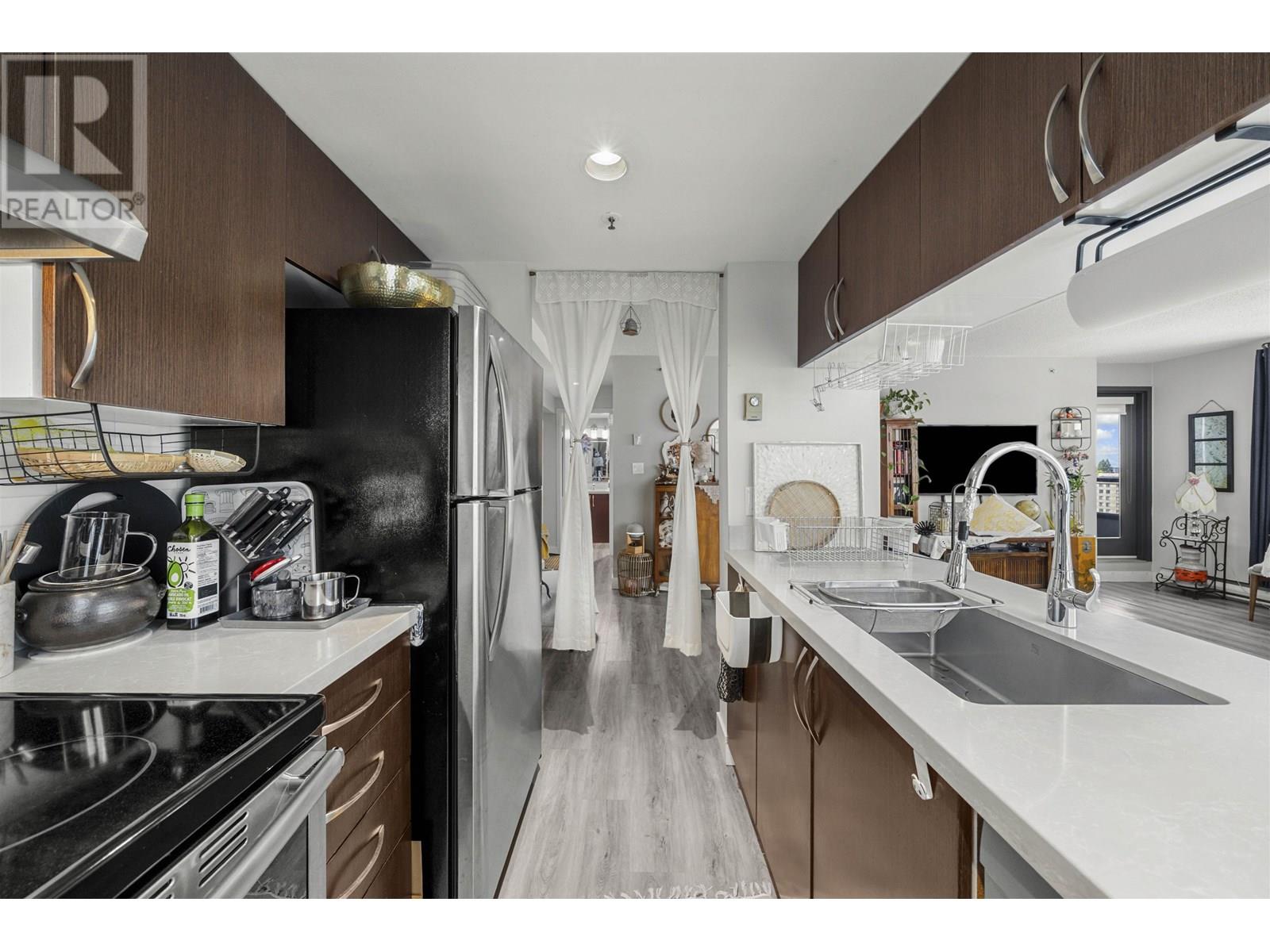 1506 1060 ALBERNI STREET