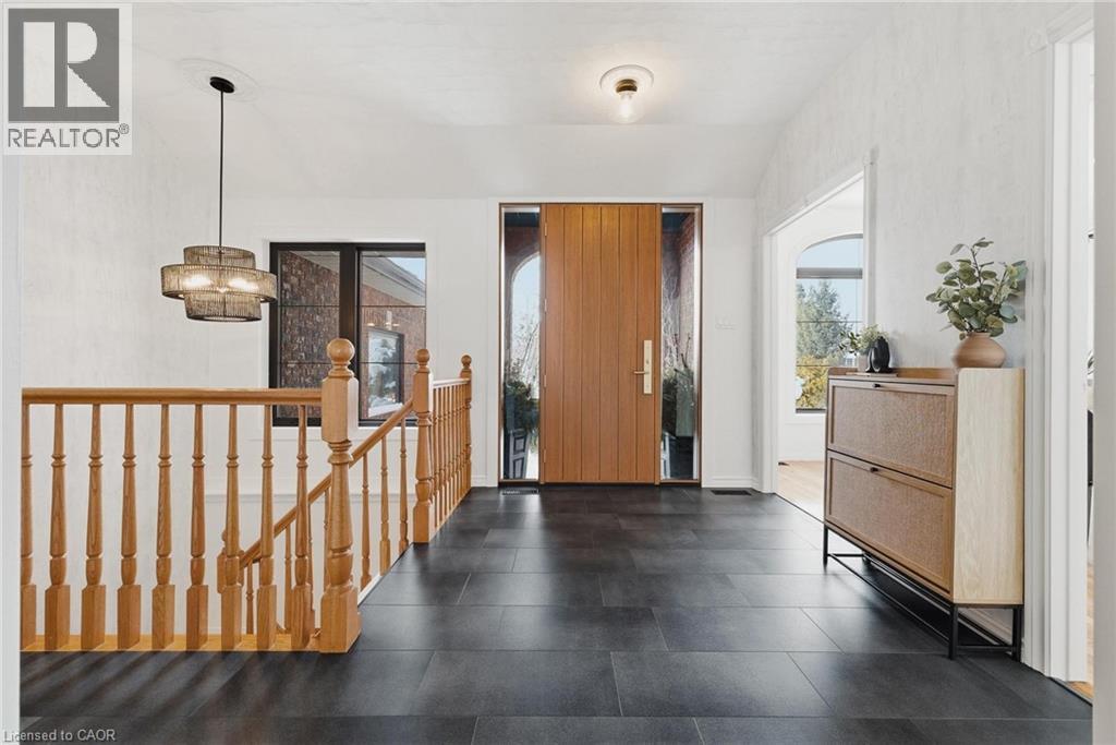 523 FOREST HILL Drive