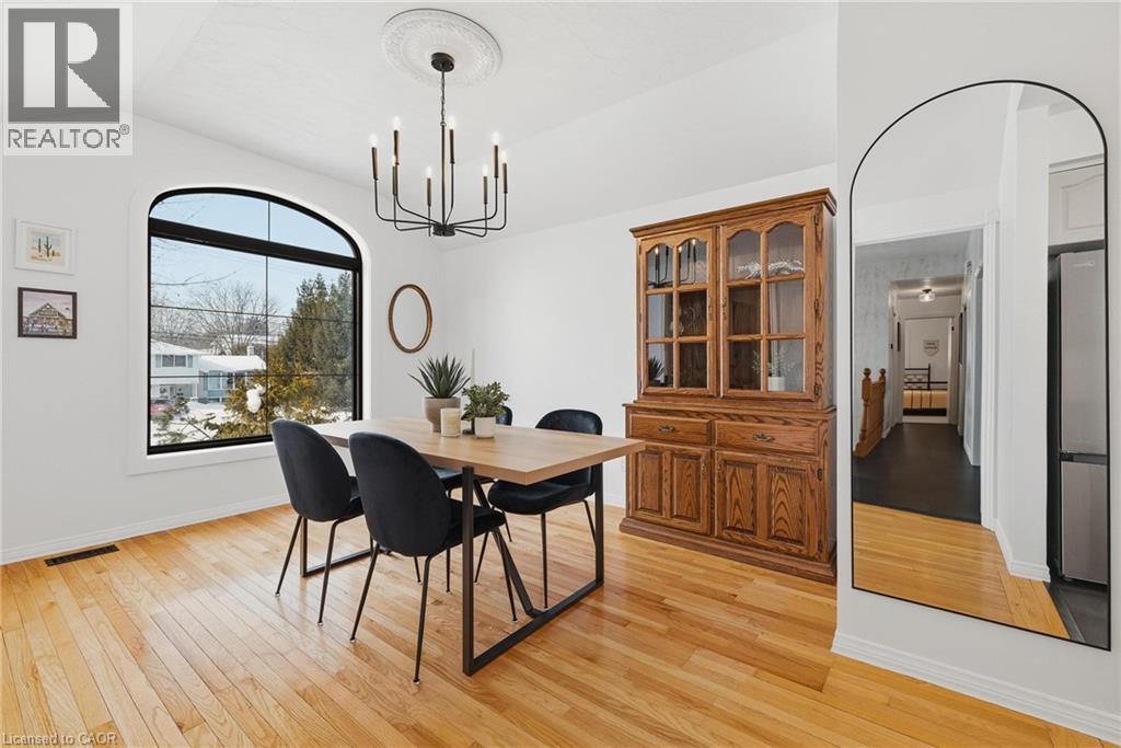 523 FOREST HILL Drive