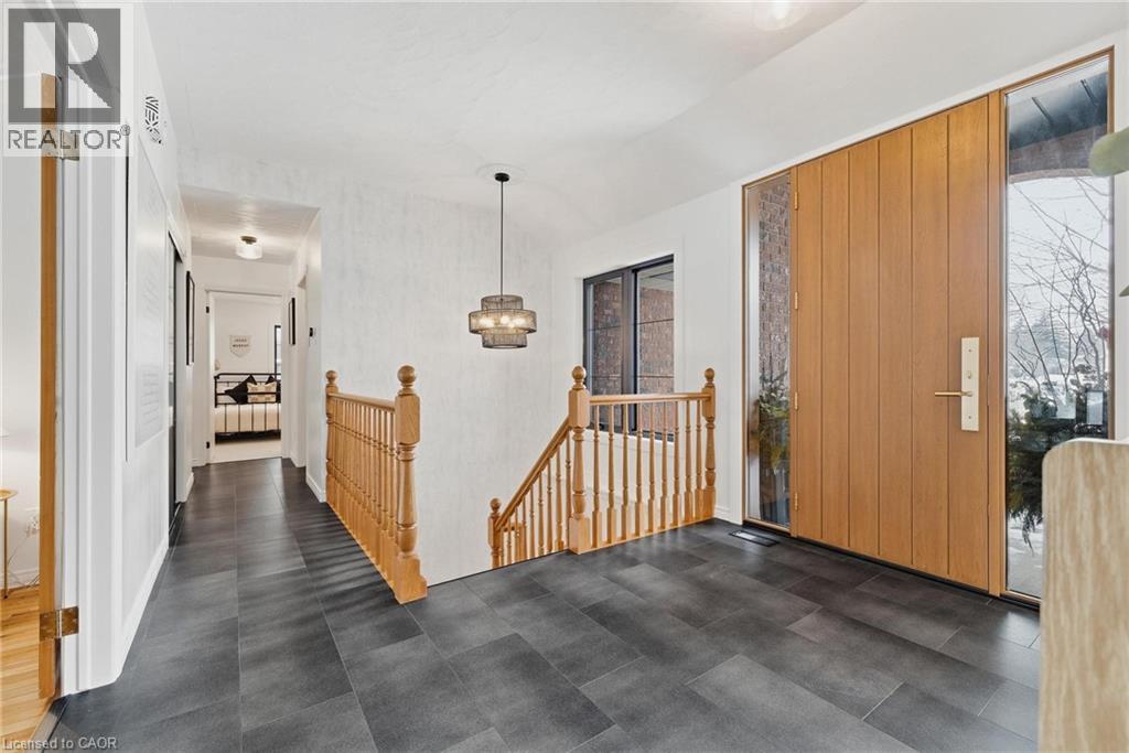 523 FOREST HILL Drive