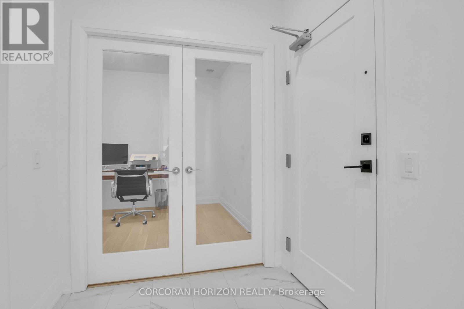 1105 - 71 WYNDHAM STREET S