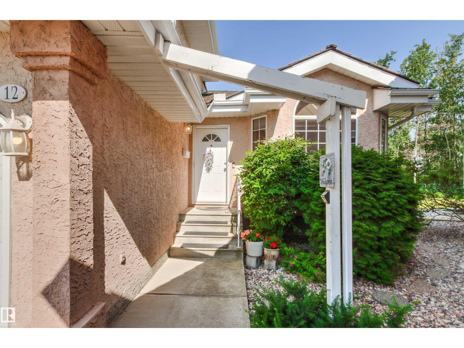 #12 64 BLACKBURN DR W SW