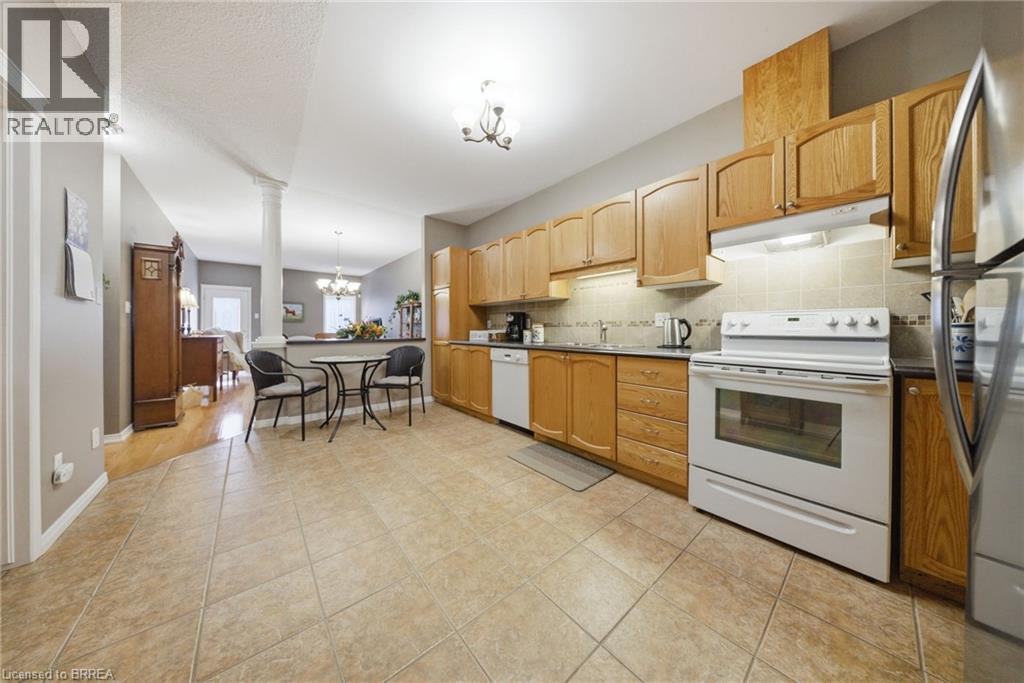 10 COBBLESTONE Drive Unit# 35