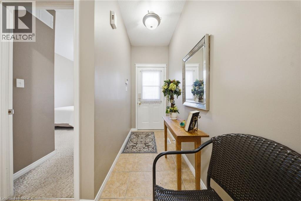 10 COBBLESTONE Drive Unit# 35