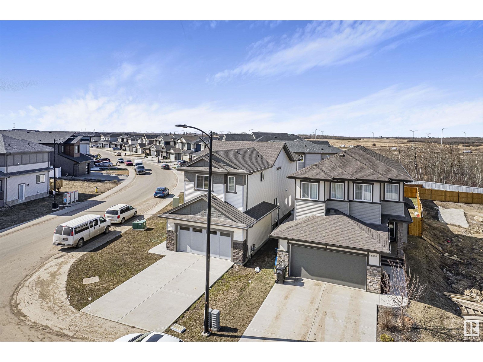 8836 183 AV NW NW