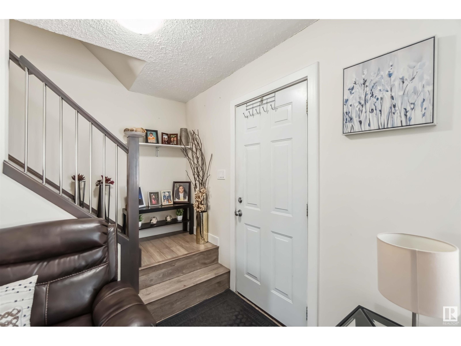 308 HERMITAGE RD NW