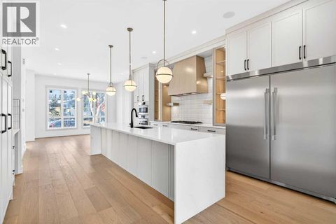 3112 40 Street SW Calgary AB T3E3J8