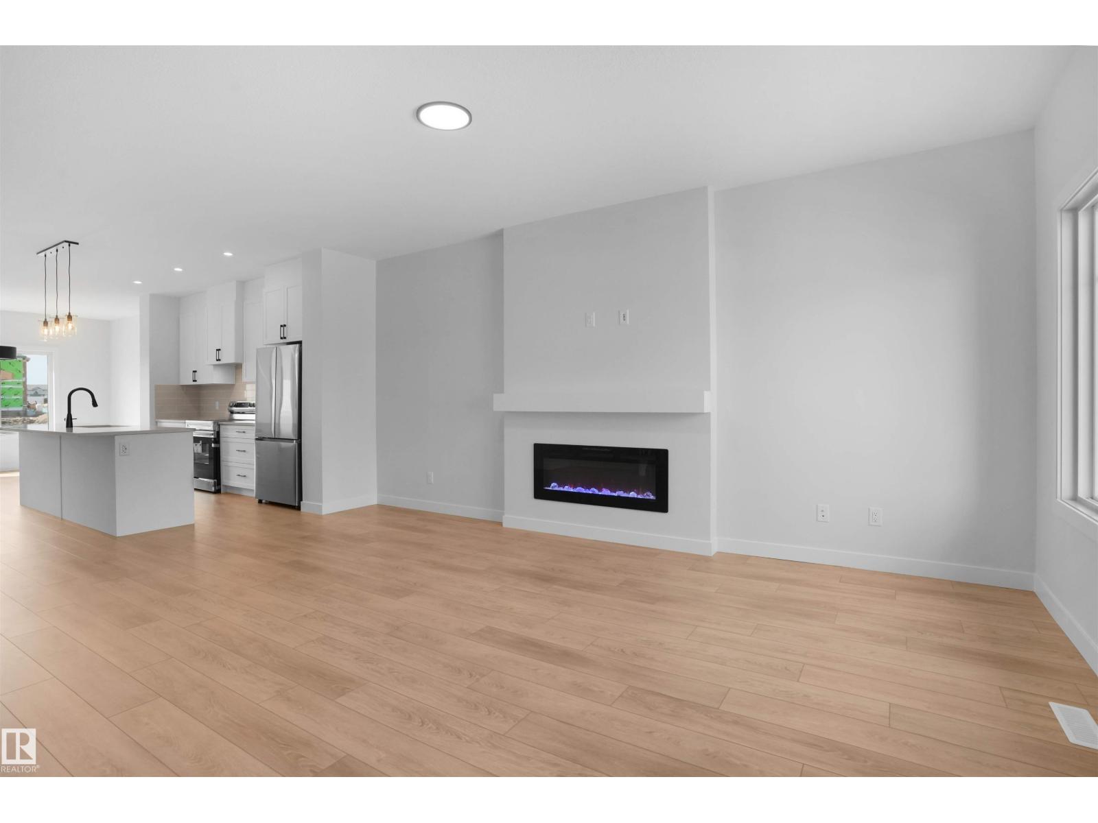 22519 88 AV NW