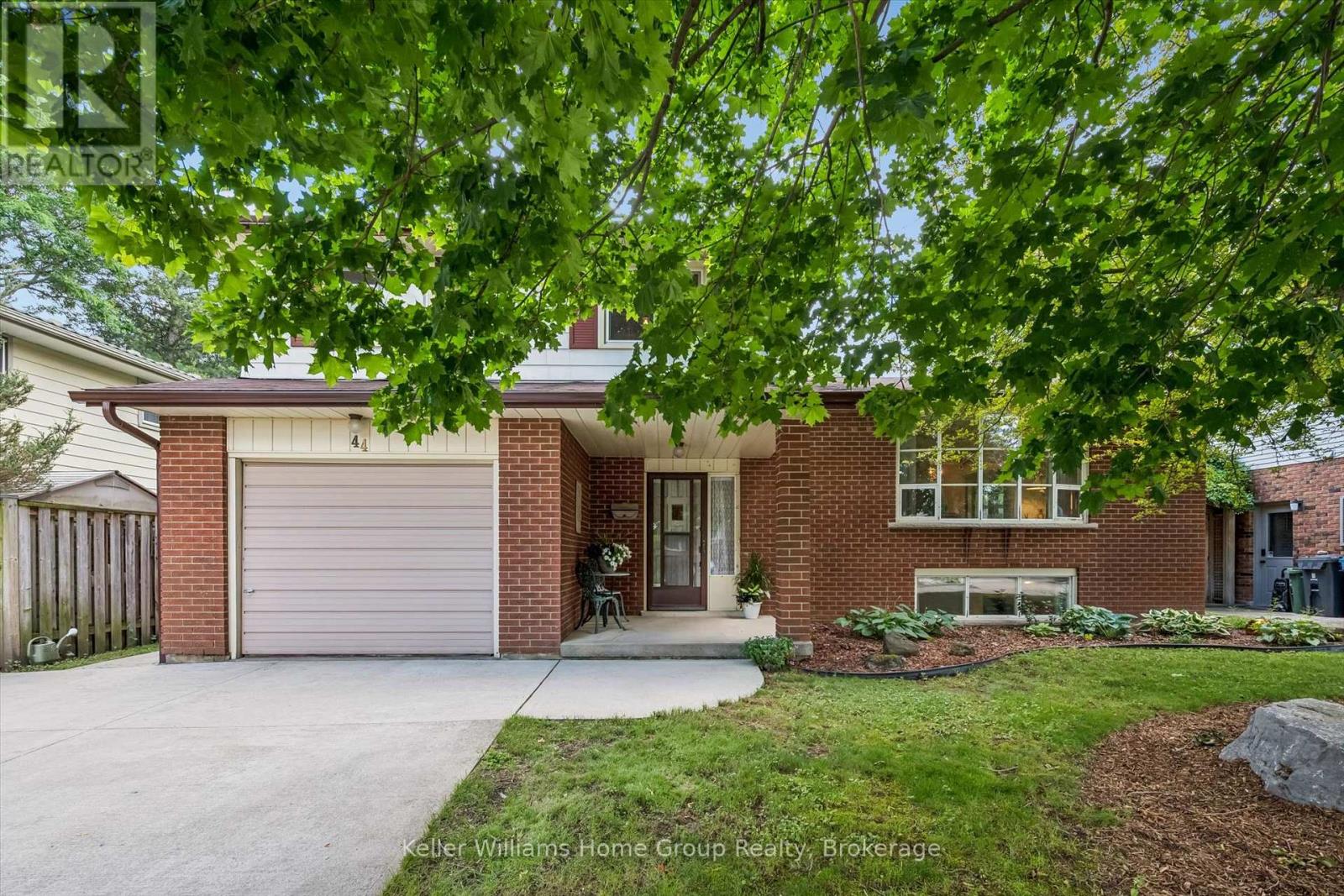 44 SHERWOOD DRIVE
