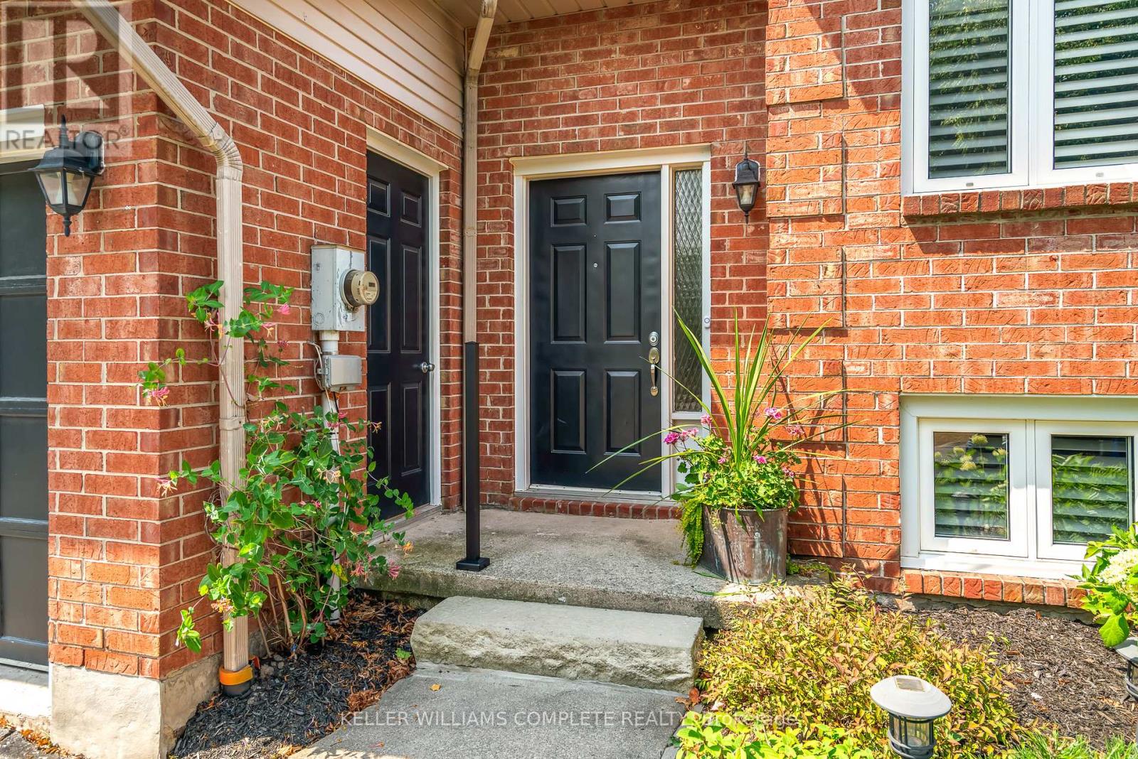 56 STONEY BROOK CRESCENT