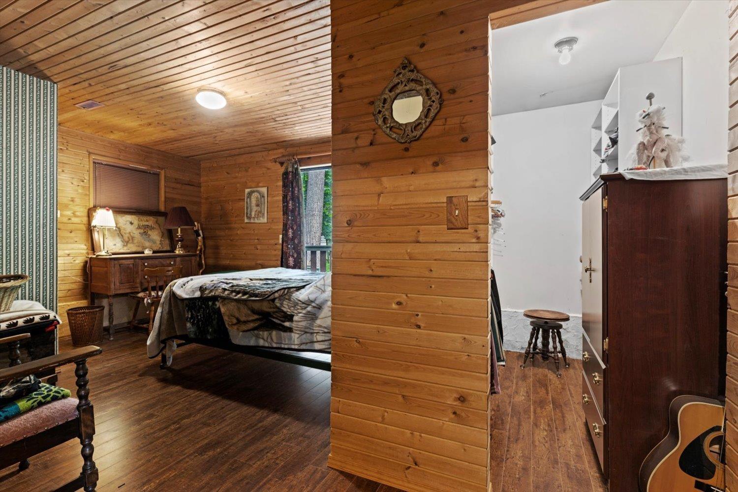 3834 KAREN DRIVE|Cultus Lake East